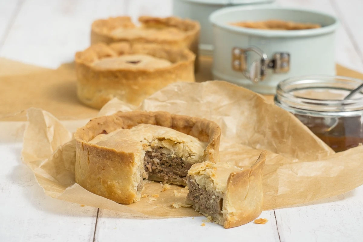 Easy & Authentic Scotch Pie Recipe Scottish Scran