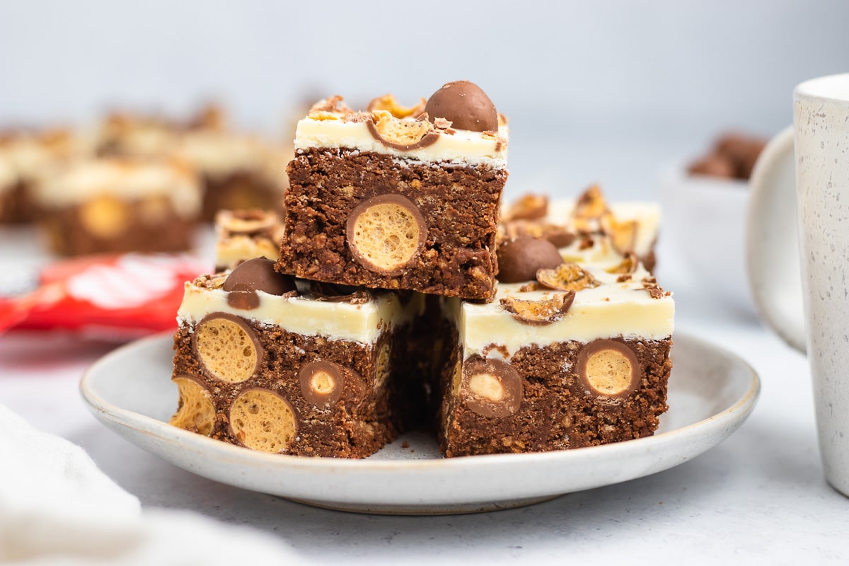 Lorraine Pascale's raspberry, vanilla and white chocolate cake with almond  flowers | Dessert Recipes | GoodTo
