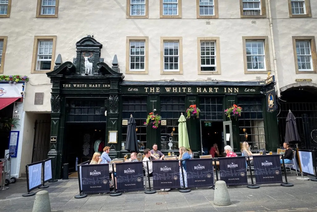 The Best Old Pubs in Edinburgh - The White Hart Inn