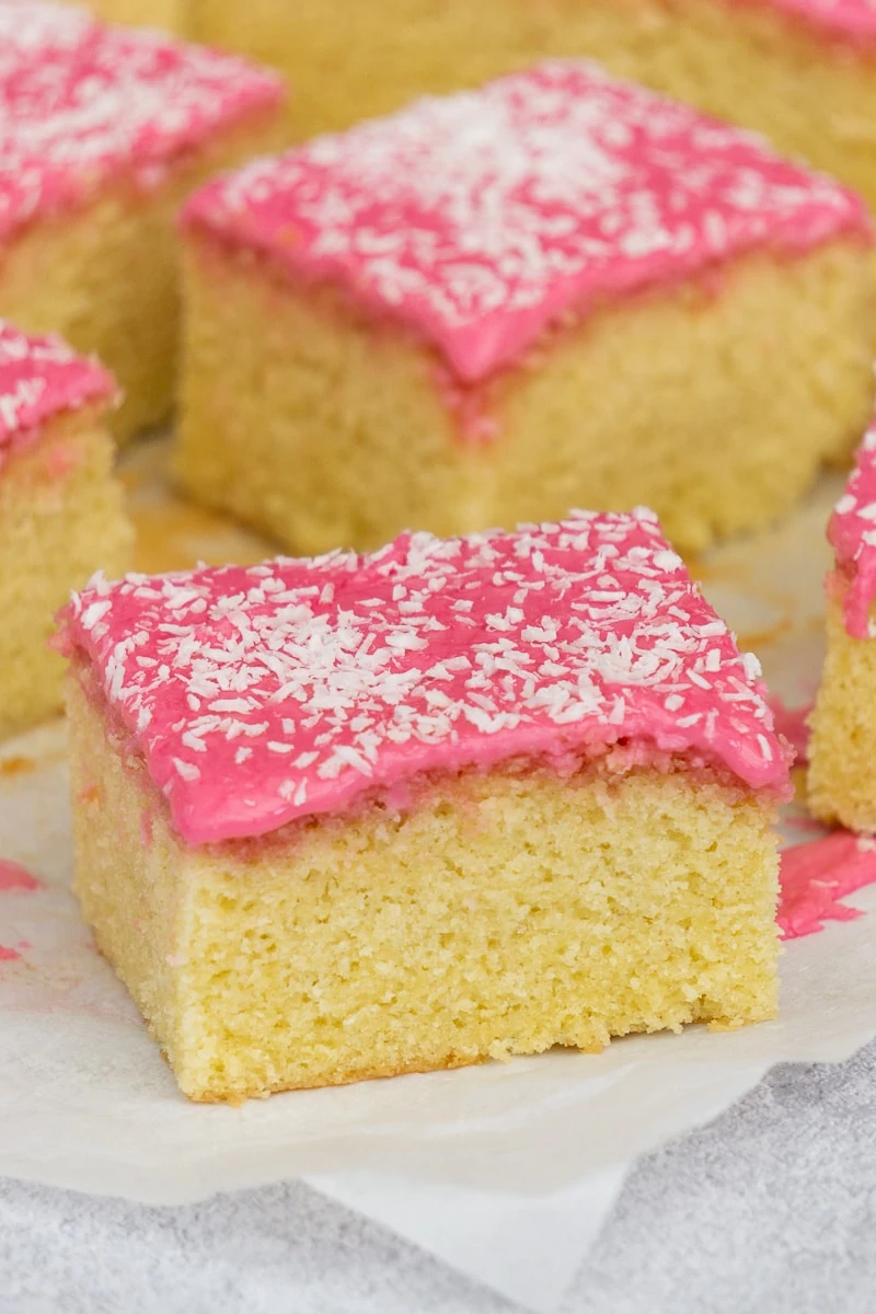 The Tastiest Tottenham Cake - Amy Treasure