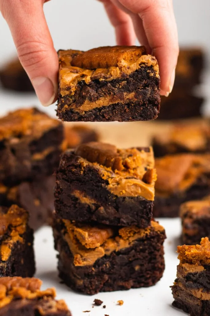 Biscoff Brownies Recipe - putting into a stack
