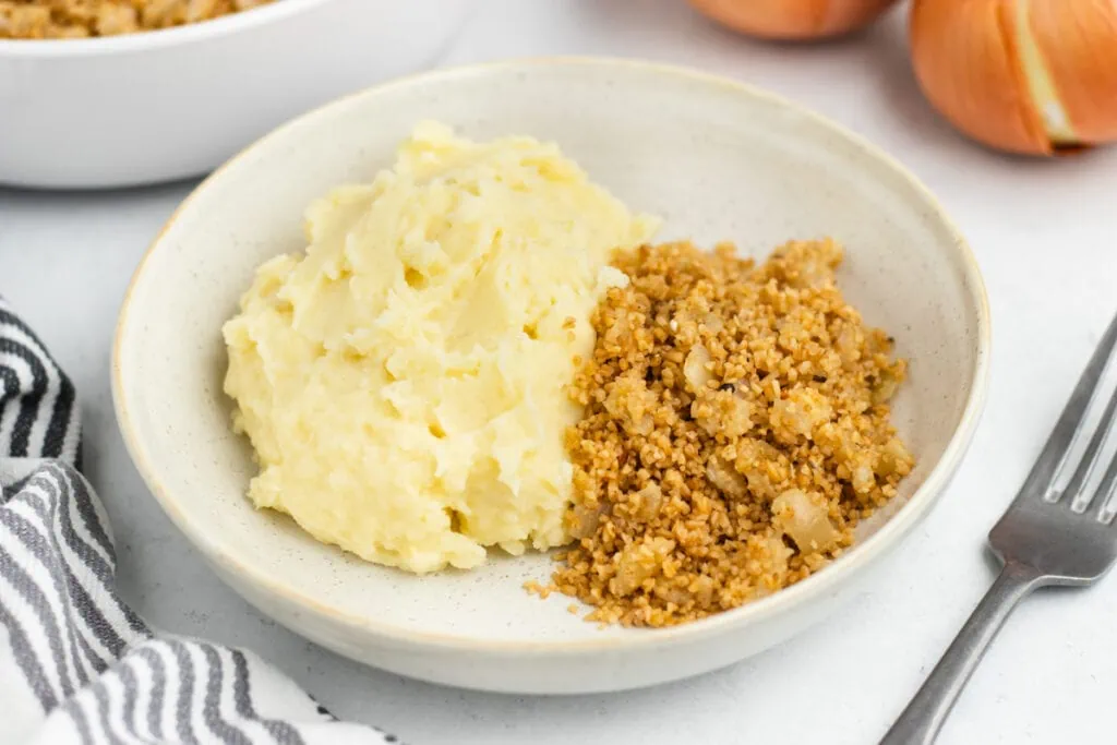Scottish Skirlie Recipe - skirlie alongside mashed potato