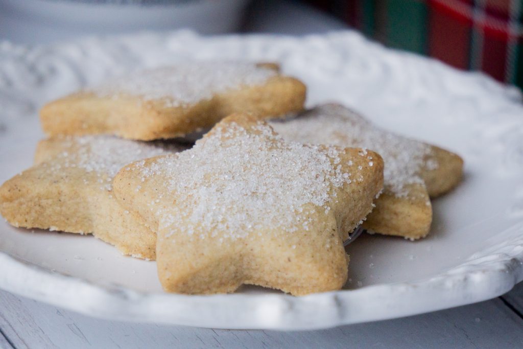 Spiced Christmas Shortbread Recipe - Biscuits on a plate