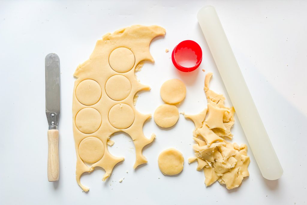 Shortbread Rounds Recipe Method - cutting shapes