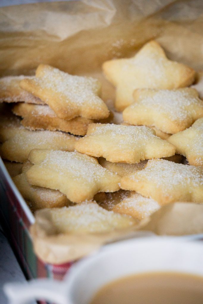 Shortbread Rounds Recipe - Shortbread Stars